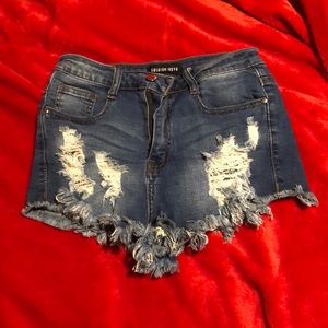 Fashion nova distressed cut-off shorts
